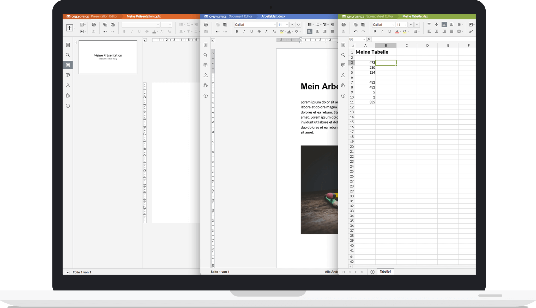 onlyoffice-macbook Grafik: OnlyOffice Dokument, Präsentation und Tabelle auf einem Laptop geöffnet